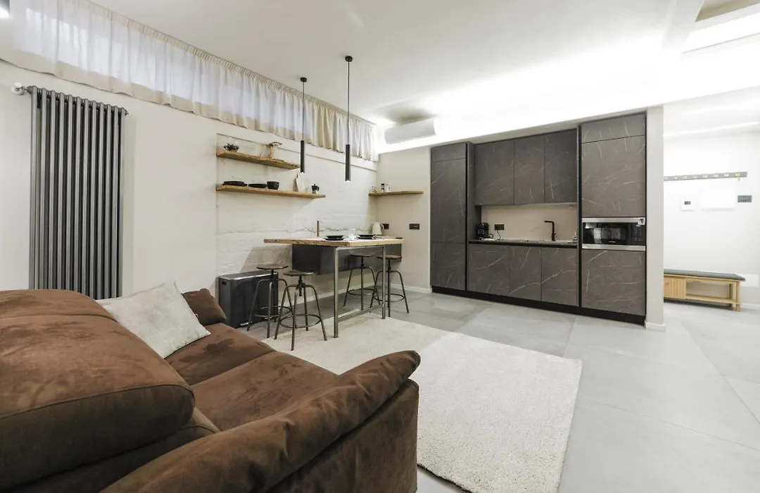Guesthost - Bullona Design Flat - M5 Domodossola-1